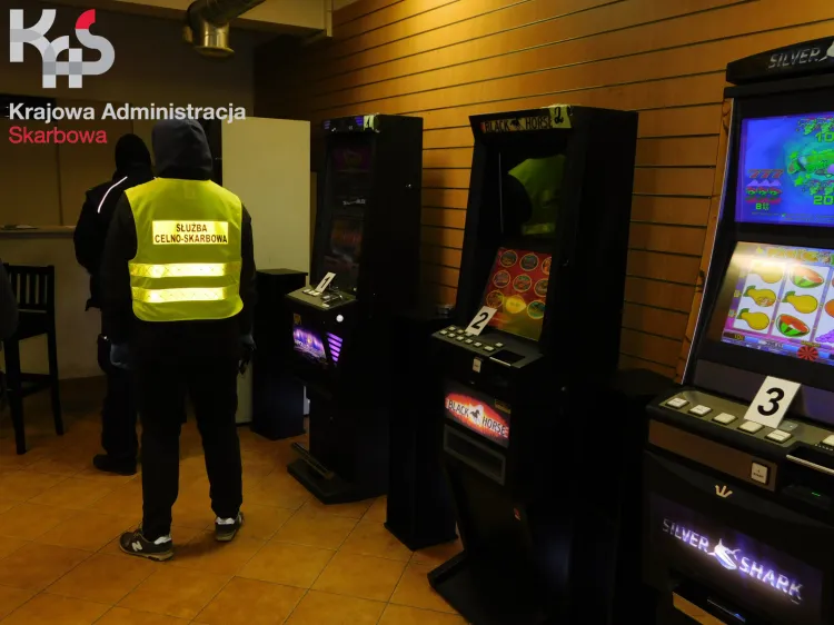 Na Pomorzu przejęto setki nielegalnych automatów do gier hazardowych.