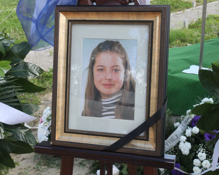 13-letnia Iza została zamordowana, gdy wracała z przystanku, na który odprowadziła koleżankę.
