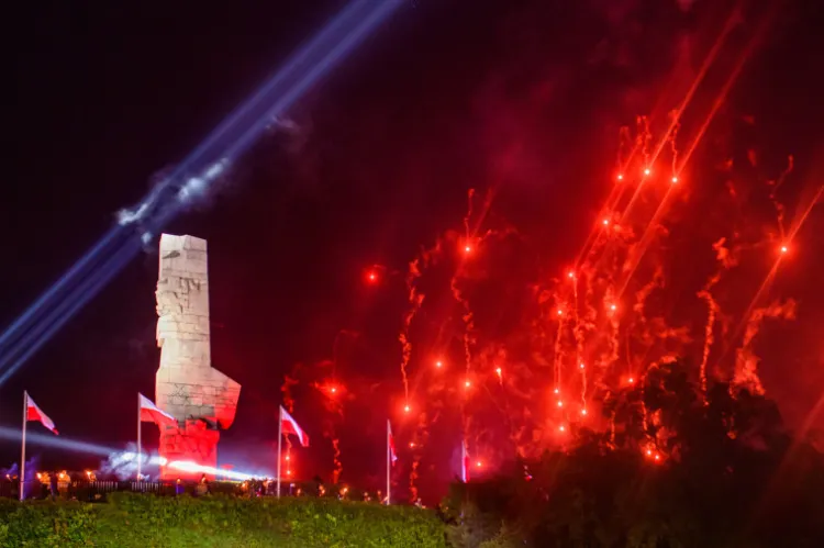 Westerplatte, pomnik Obrońców Wybrzeża, 1 września 2023 r. 84 lata temu to miejsce jako jedno z pierwszych doświadczyło działań militarnych, które rozpoczęły II wojnę światową. 