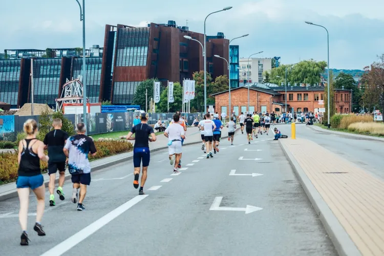W najbliższy weekend, 16-17 września, biegacze będą mieć do wyboru 3 duże imprezy. Wśród nich 61. Bieg Westerplatte, który spowoduje utrudnienia w ruchu kołowym.