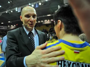 Andrzej Adamek dopiero od 21 lutego prowadzi samodzielnie Asseco Prokom, a już dziennikarze nagrodzili go tytułem trenerem sezonu na Pomorzu. 