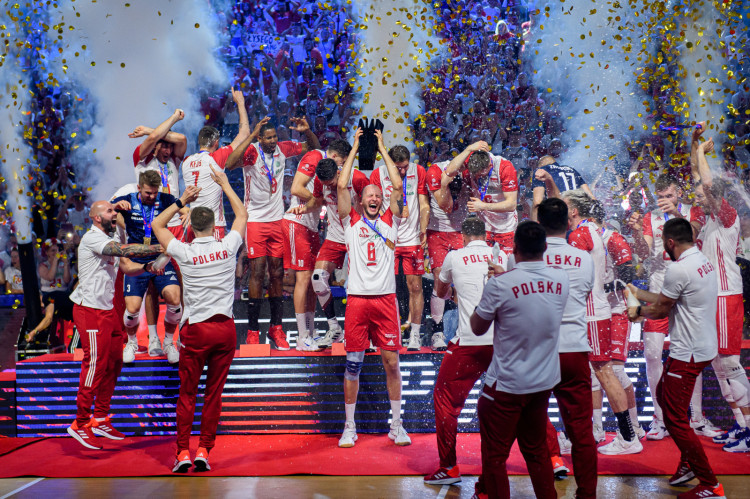 Reprezentacja Polski siatkarzy po wygraniu Ligi Narodów (na zdjęciu) i mistrzostw Europy ma do zrealizowania w tym roku jeszcze jeden cel - awans do Igrzysk Olimpijskich Paryż 2024.