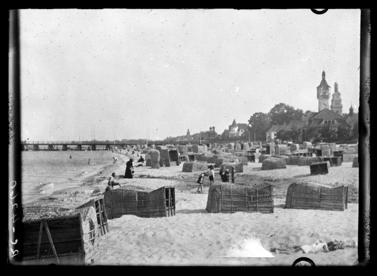 Plaża w Sopocie, 17 września 1920 r. (ze zbiorów Library of Congress, LOC). 