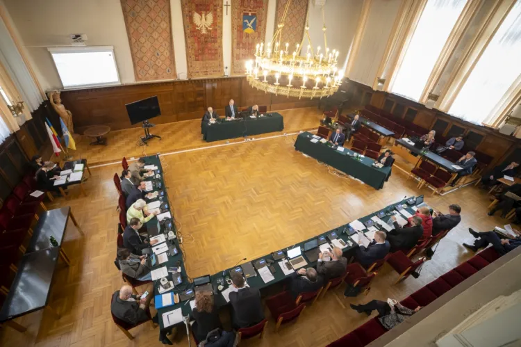 Już w najbliższy czwartek, 12 października, radni Sopotu będą głosować nad budżetem na przyszły rok. Władze miasta chcą uniknąć sytuacji, by ten dokument powstawał pod rządami mianowanego przez premiera komisarza miasta.