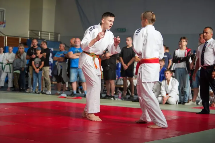 Karol Wolniakowski to niezwykle utalentowany judoka, który ma już na koncie ponad 70 medali.