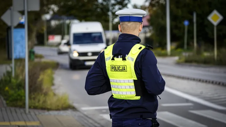 Policjanci zatrzymali nastolatkę do kontroli na ul. Morskiej w Gdyni. 
