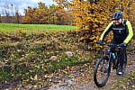 Jesienna wycieczka rowerowa przez Kaszubski Park Krajobrazowy: Dolinę Łeby i Lasy Mirachowskie