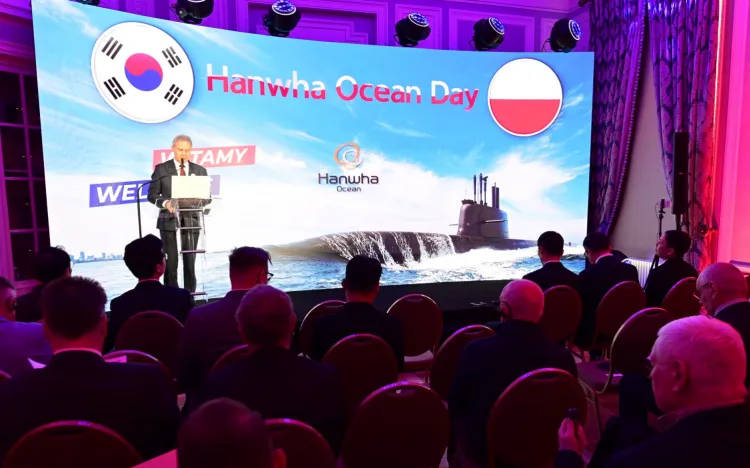 Firma Hanwha Ocean z Republiki Korei przedstawiła na konferencji w Warszawie swoją propozycję strategicznej współpracy z Polską w sektorze morskim.