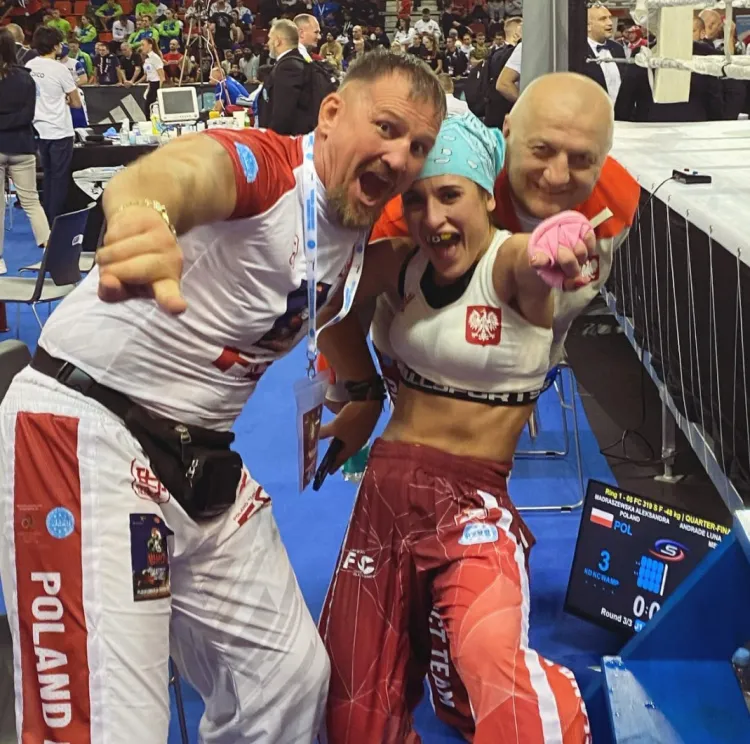 Aleksandra Mądraszewska została wicemistrzynią świata w kickboxingu.