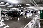 Parking pod placem Dworcowym na Chyloni 