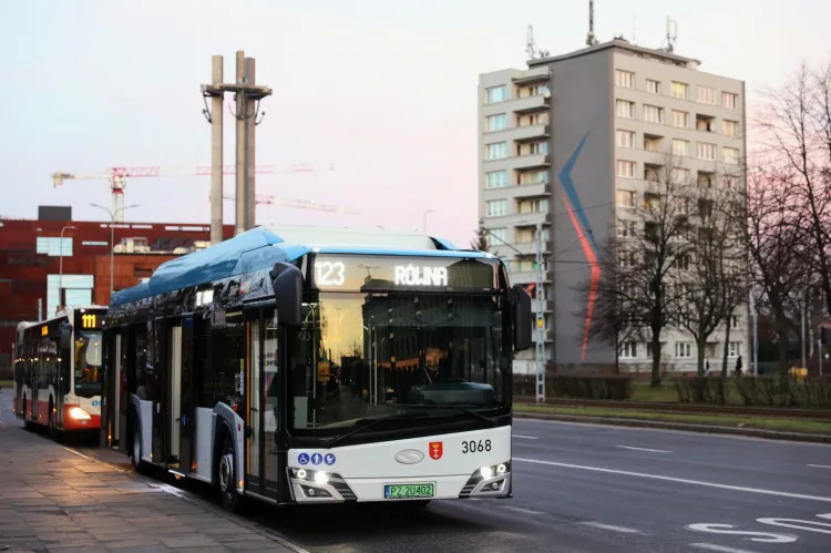 Tak wygląda nowy autobus elektryczny, który jest właśnie testowany na ulicach Gdańska.