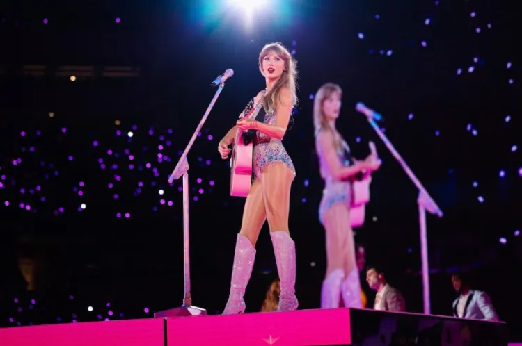 W ubiegłym roku w kinach dużym zainteresowaniem cieszyło się "Taylor Swift: The Eras Tour" - nagranie złożone z czterech koncertów bieżącej trasy piosenkarki.