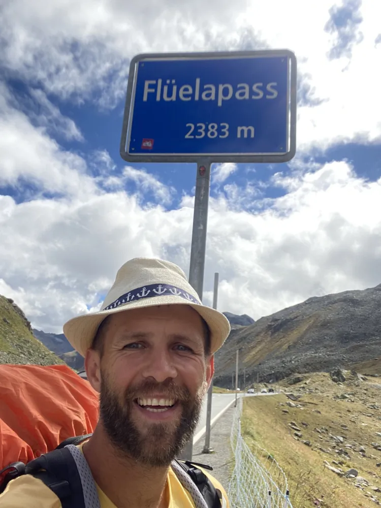 Kamil Kurs przeszedł prawie 7 tys. km w 166 dni.
