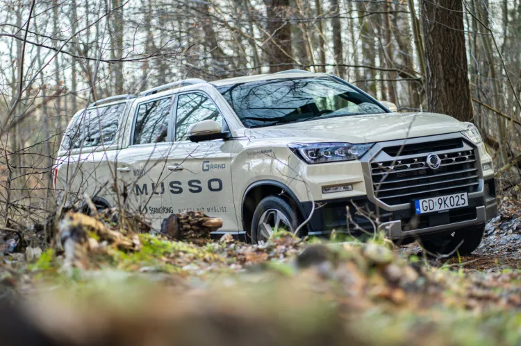 Odświeżony pickup SsangYong Musso Grand. 