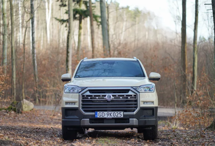 Odświeżony pickup SsangYong Musso Grand. 