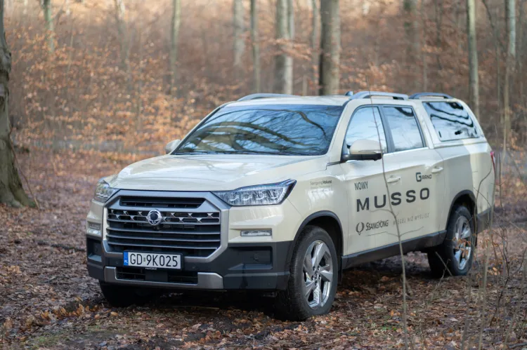 Odświeżony pickup SsangYong Musso Grand. 