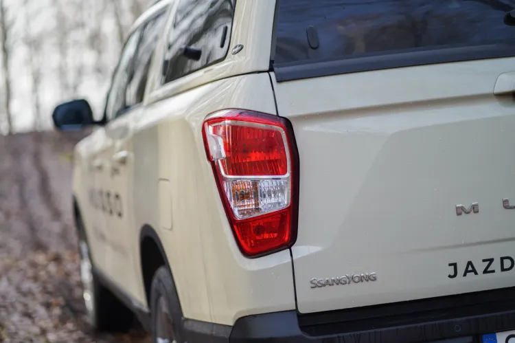 Odświeżony pickup SsangYong Musso Grand. 