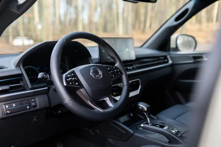 Odświeżony pickup SsangYong Musso Grand. 