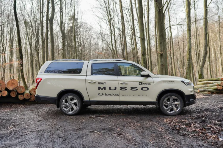 Odświeżony pickup SsangYong Musso Grand. 