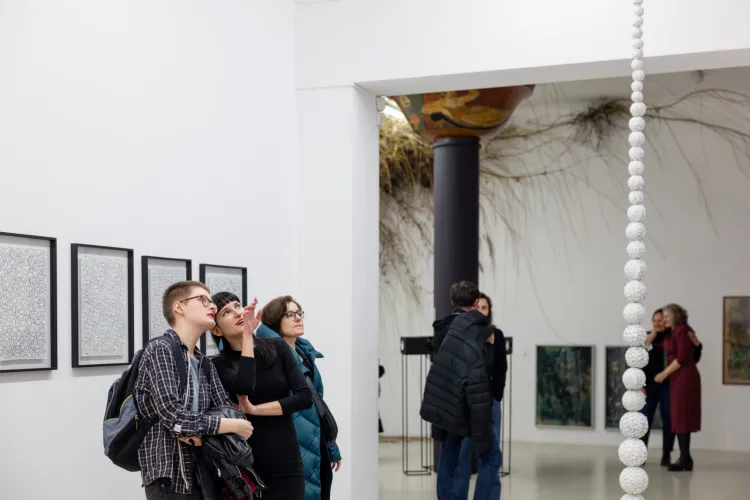 "Śpiew nadmiaru" - wystawa zbiorowa inspirowana twórczością Anny Świrczyńskiej w Gdańskiej Galerii Güntera Grassa.