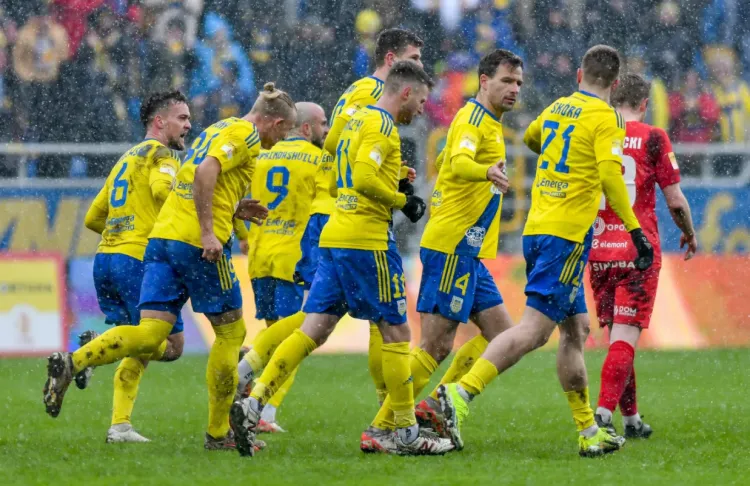 Arka Gdynia rozegra jeszcze 10 meczów przed końcem ligowego sezonu.