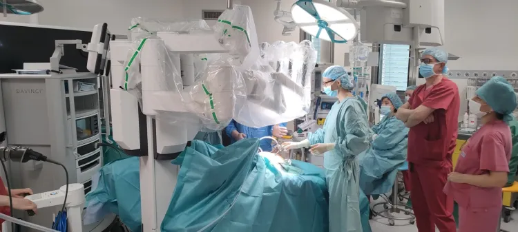 Operacje przy wykorzystaniu robota da Vinci są realizowane na Zaspie od 4 lat.