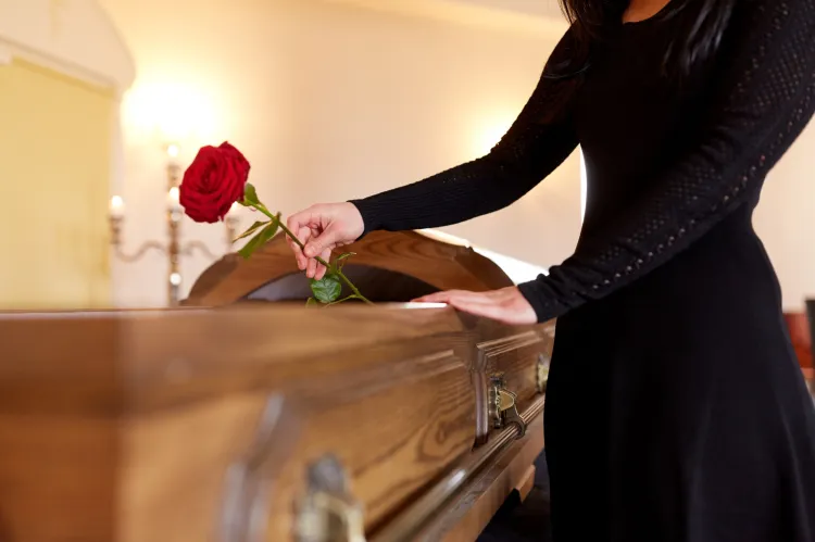Niektóre zwyczaje pogrzebowe potrafią odcisnąć ślad w naszej pamięci na długie lata. 