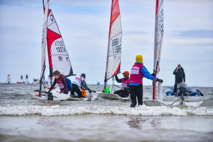 Międzynarodowe regaty Open Skiff Eurochallenge o Puchar Prezesa Grupy ERGO Hestia obfitowały w emocje i widowiskowe wyścigi.