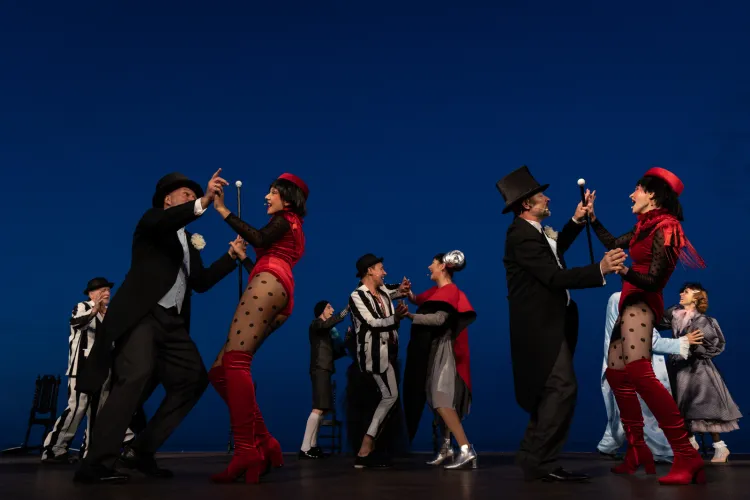 O warstwę choreograficzną zadbała Wioleta Fiuk. 