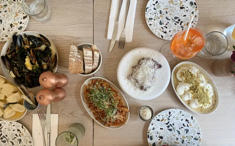 W kolejnym odcinku cyklu "Jemy na mieście" piszę o wizycie w restauracji Mimosa.