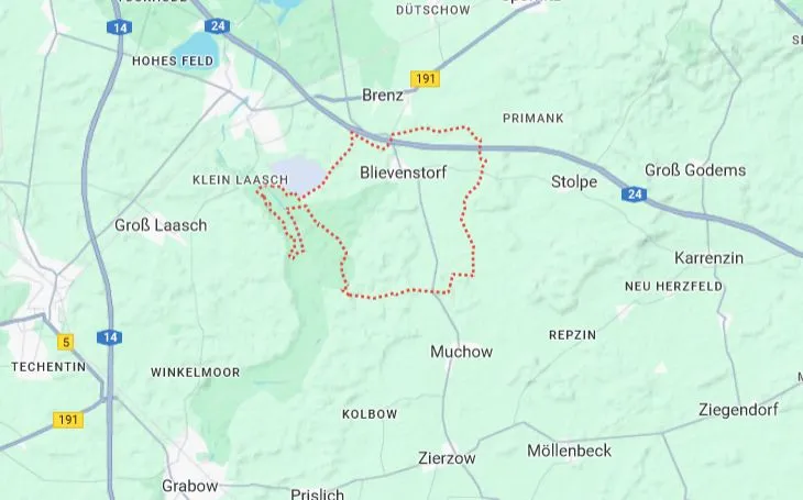 Do zdarzenia doszło na autostradzie A24 na wysokości miejscowości Blievenstorf.