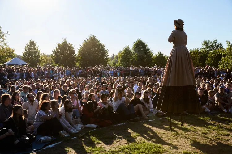 Wielkie święto teatrów plenerowych i ulicznych potrwa tym razem od 11 do 14 lipca. 