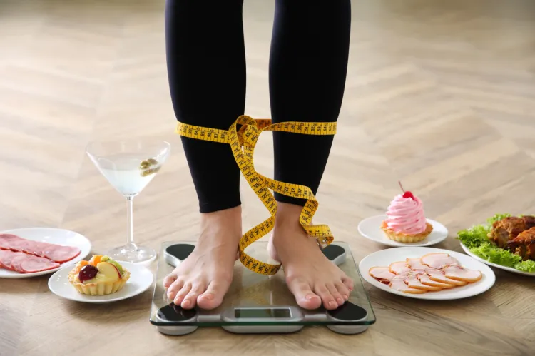 W dzisiejszym natłoku informacji krąży wiele mitów na temat metabolizmu, które mogą wprowadzać w błąd i utrudniać osiąganie celów związanych z utratą wagi.