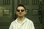 Michał Wagner debiutował rok temu książką "Mów mi Kolt". Teraz powraca z drugą częścią przygód Kolta pt. "Sopocka Gorączka".