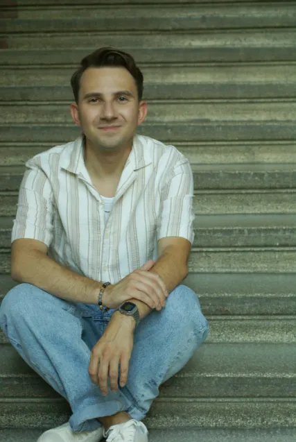 Michał Wagner debiutował rok temu książką "Mów mi Kolt". Teraz powraca z drugą częścią przygód Kolta pt. "Sopocka Gorączka".
