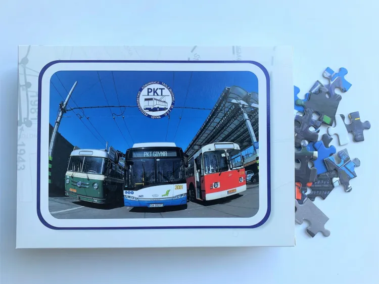 Ciekawe pamiątki z Gdyni znajdziecie m.in. w Punkcie Informacji Turystycznej w Gdyni.