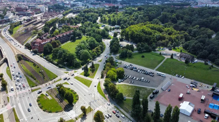 Parking na placu Zebrań Ludowych 