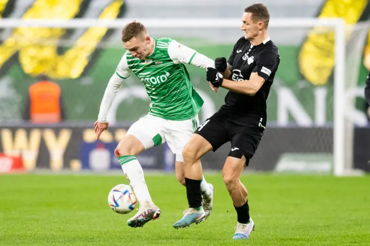 Czy w meczu Lechia Gdańsk - Radomian Radom czeka nas festiwal goli? Na zdjęciu: Dominik Piła i Damian Jakubik. 
