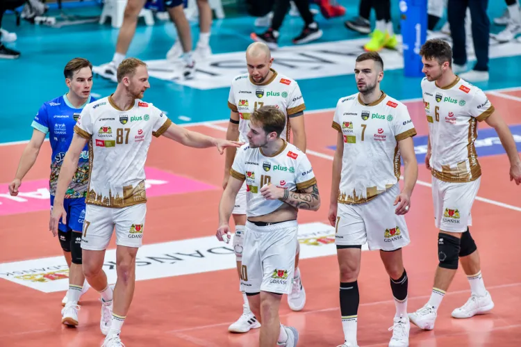 Trefl Gdańsk w dwóch pierwszych setach postawił twarde warunki mistrzom Polski, ale ostatecznie schodził z parkietu bez punktów