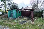 Wiata przeznaczona do rozbiórki na posesji Sokola 2a-b