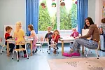 Dzięki nowoczesnym metodom, zaangażowaniu specjalistów i holistycznemu podejściu Zdrowy Smyk staje się liderem w dziedzinie integracji dzieci z różnymi potrzebami. 