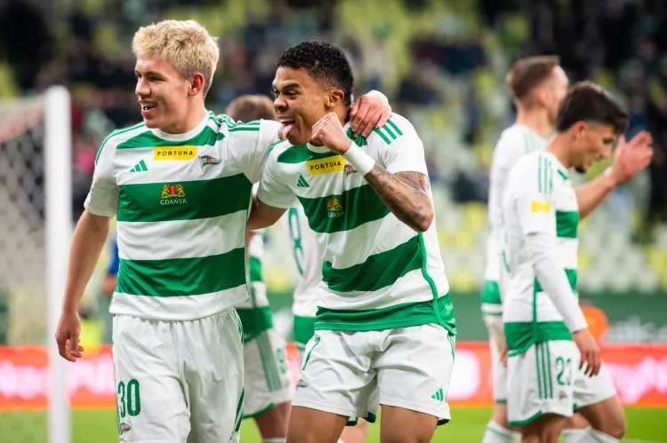 Fortuna 1. Liga: Lechia Gdańsk - Polonia Warszawa Maksym Chłań, Camilo Andres Marquez Mena   radość, bramka, gol