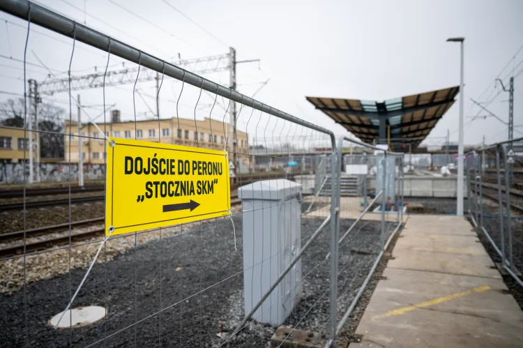 Remontowany przystanek SKM Stocznia w Gdańsku.