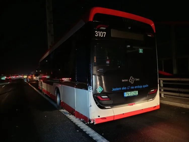 Autobus wodorowy jest uszkodzony i przez jakiś czas będzie wyłączony z eksploatacji. Gdańsk dzierżawi 10 takich pojazdów.