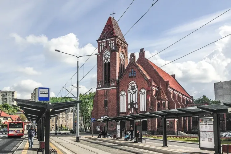Kościół pw. św. Franciszka z Asyżu przy ul. Kartuskiej w Emaus w Gdańsku.