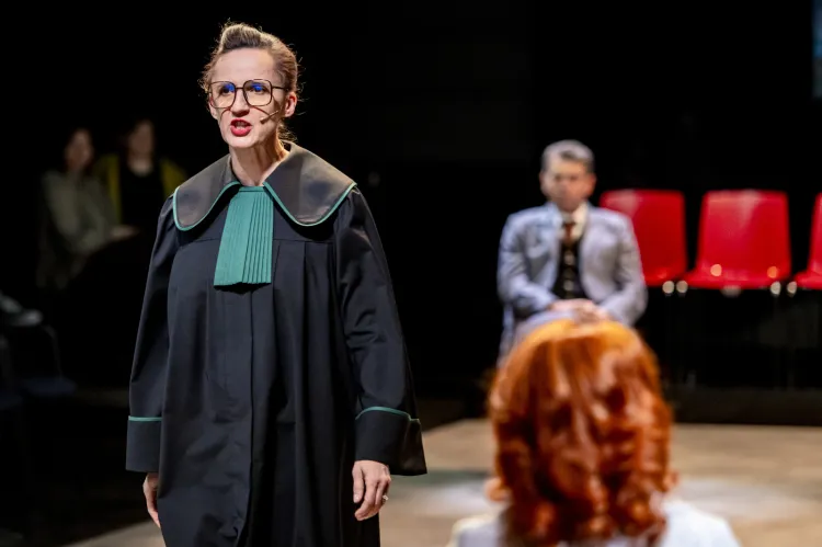 Jej Słowo. Jego słowo. Próba medialna Teatr Wybrzeże 