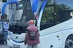 Tak we wtorek wyglądała ul. Haffnera w Sopocie. Autobusy z wycieczkami blokowały ruch i miejsca parkingowe.