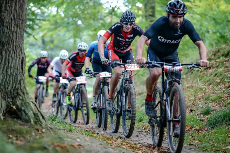 Garmin MTB Series przyciąga zarówno amatorów, jak i doświadczonych kolarzy górskich.