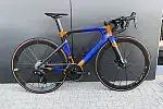 Cipollini - włoska rzeźba z karbonu - rower z malowaniem Primavera, w którym dominuje carbon w wersji 3K, zaprojektowany, aby każda jazda była wyjątkowa.