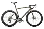 Rower szosowy SPECIALIZED S-Works Tarmac SL8 SRAM RED AXS - rower, na którym ścigają się zawodowi kolarze World Tour. - Firma Specialized twierdzi, że to najszybszy rower wyścigowy na świecie - dodaje Sobala. Cena: 49 999 zł.